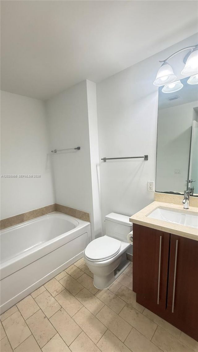 79 SW 12 St, Unit 2911-S, Miami, FL 33130 Photo
