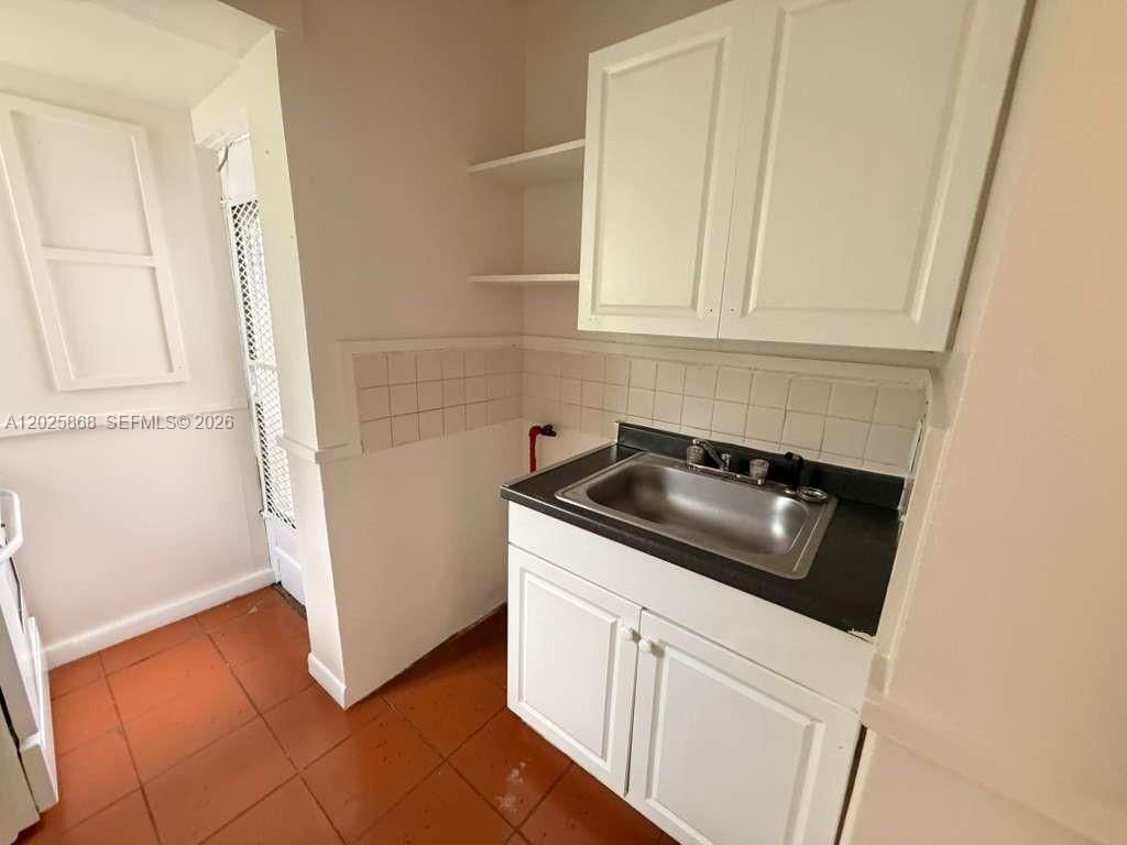 1919 SW 2nd St , Unit B, Miami, FL 33135 Photo