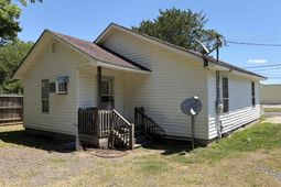 516 Gapway St.  photo 4