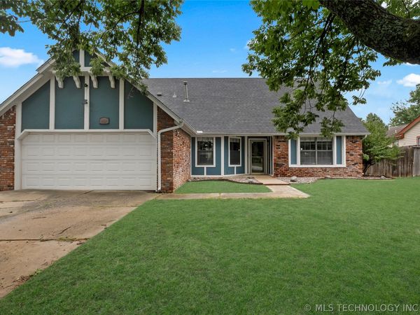 8819 S 74th East Avenue, Tulsa, OK 74133