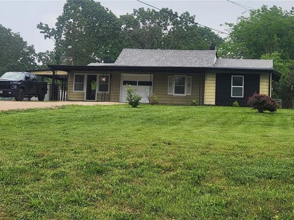6748 Old State Route 21, Barnhart, MO 63012