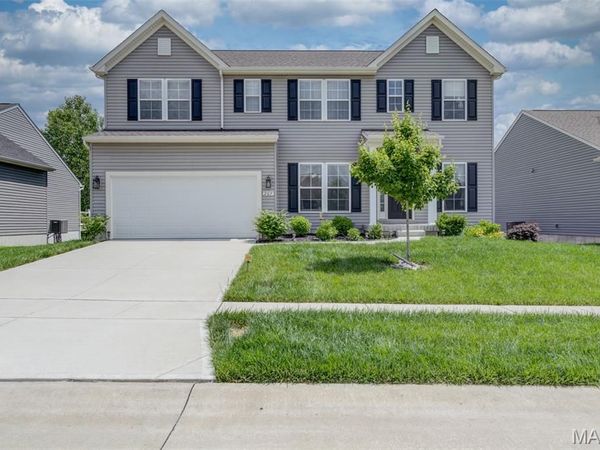 207 Barrington Ridge Lane, Wentzville, MO 63385