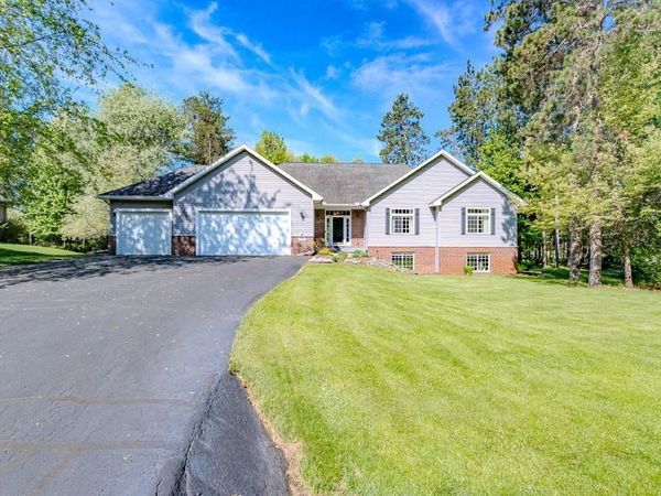 2263 MEADOW DRIVE, Kronenwetter, WI 54455