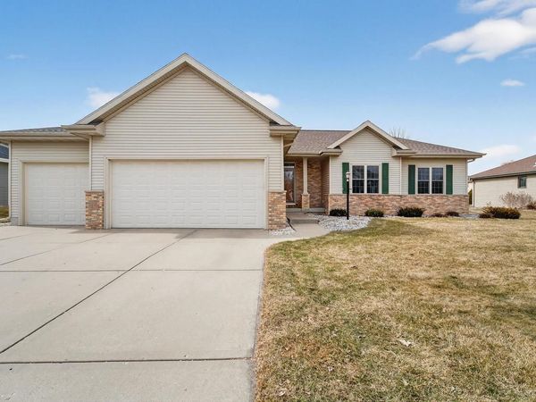 409 Coyle Parkway, Cottage Grove, WI 53527