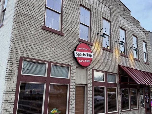 201 S Jefferson Street, Hastings, MI 49058