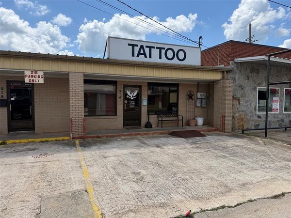 216 N Franklin Street , Winnsboro, TX 75494