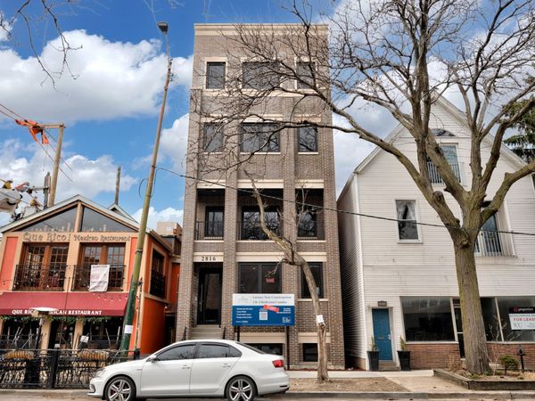 2816 N Southport Avenue , Unit 2, Chicago, IL 60657