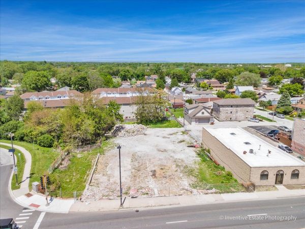 7450 W Archer Avenue , Summit, IL 60501