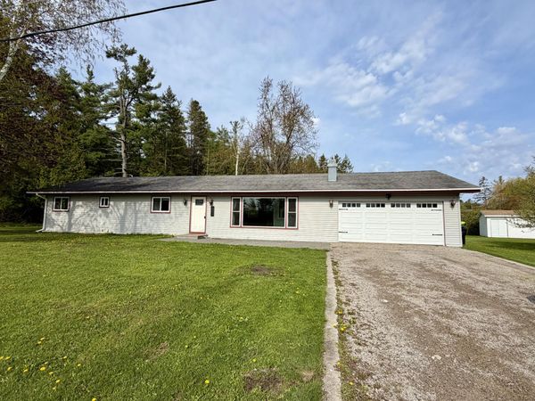 602 Garfield Avenue, Cheboygan, MI 49721