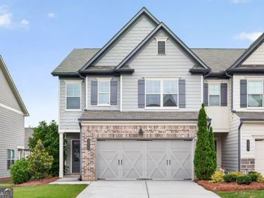 5524 Garens Way, Flowery Branch, GA 30542