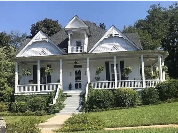 509 E 7th Street, West Point, GA 31833