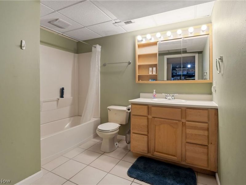 2024 Deer Meadow Boulevard , Streetsboro, OH 44241 Photo 18