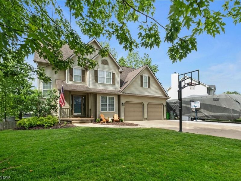 2024 Deer Meadow Boulevard , Streetsboro, OH 44241 Photo 5