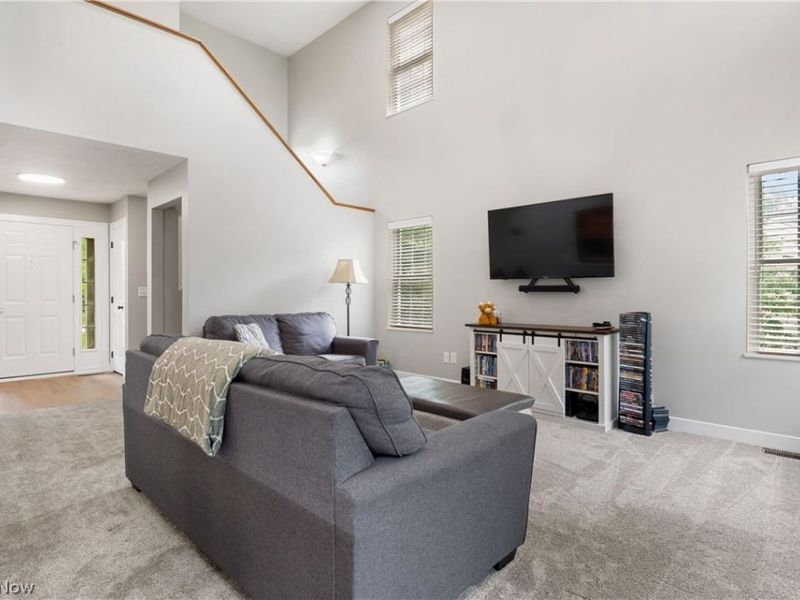 2024 Deer Meadow Boulevard , Streetsboro, OH 44241 Photo 7