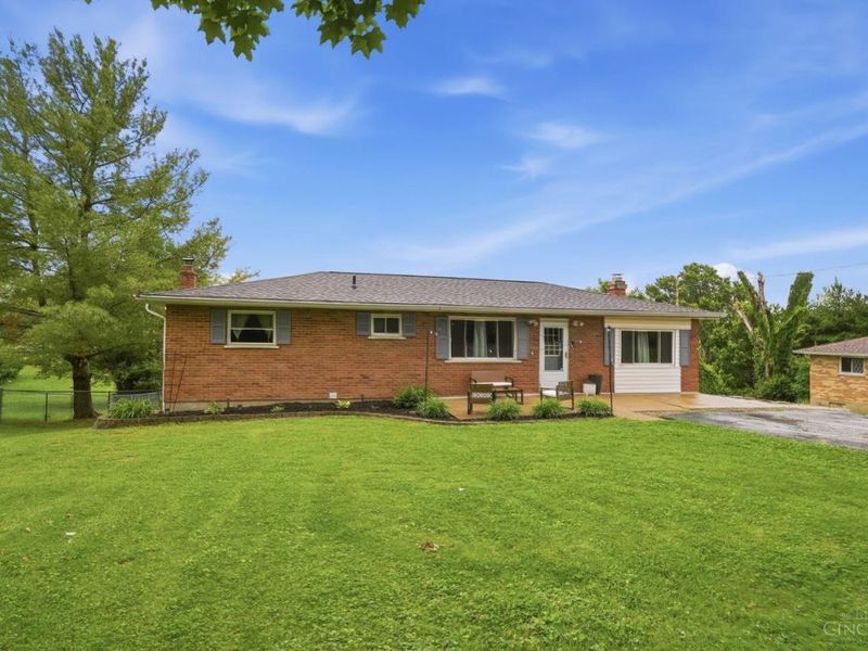 104 Snook Road, Hamilton Twp, OH 45065 Photo 2