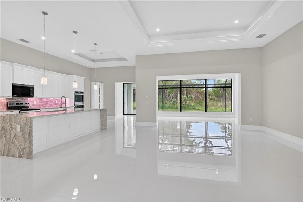 563 15th St Nw, Naples, FL 34120 Photo