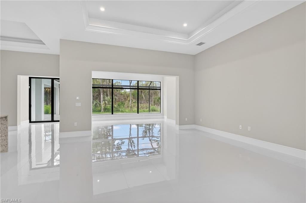 563 15th St Nw, Naples, FL 34120 Photo