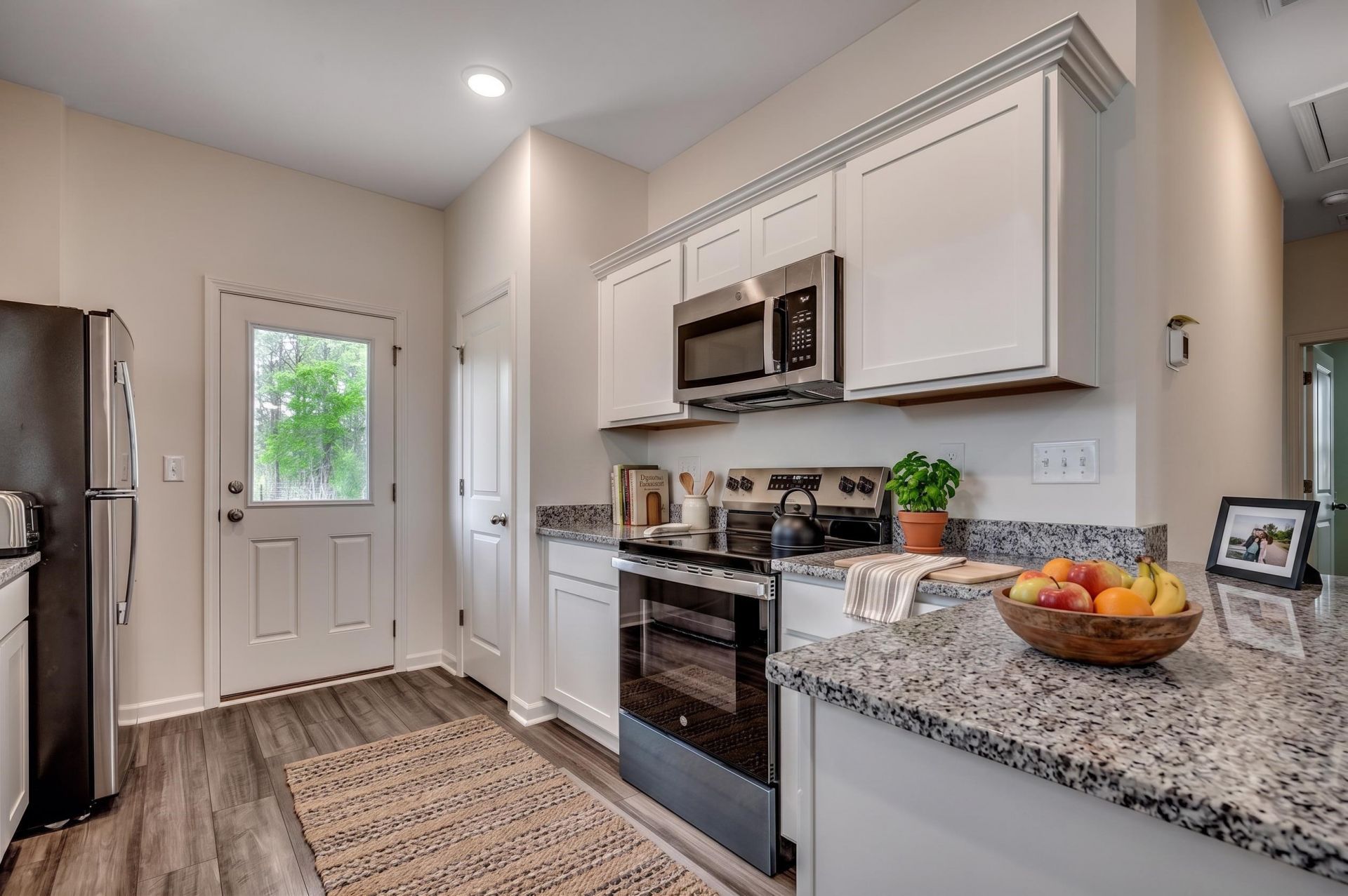 627 Muster Field Ct.  Photo 7