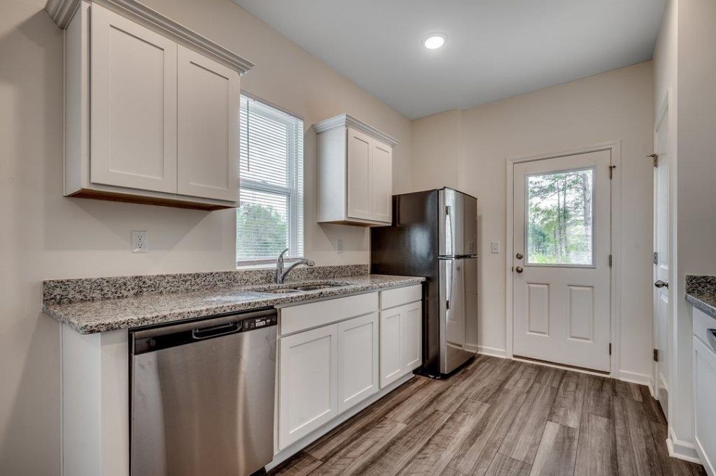 627 Muster Field Ct.  Photo 8