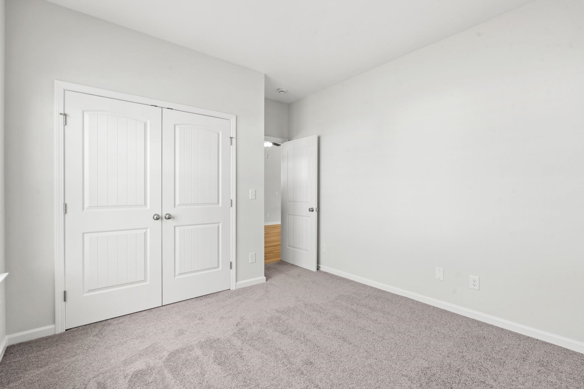 186 Stillbrook Dr.  Photo 8