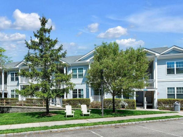 61475 Route 48 , Unit A105, Greenport, NY 11944