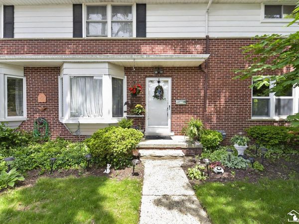 2604 Rochester Road, Royal Oak, MI 00000