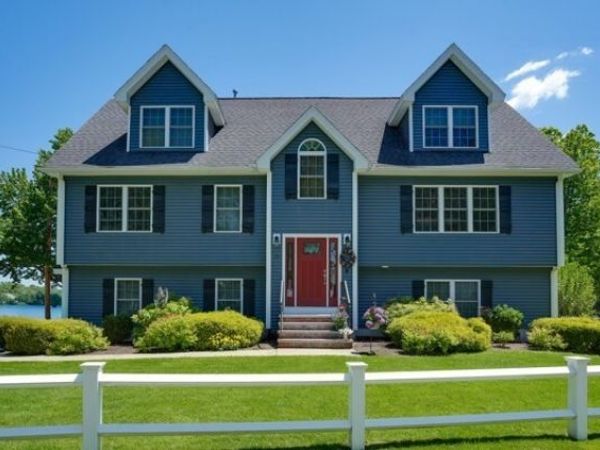15 Fitz Terrace, Wilmington, MA 01887