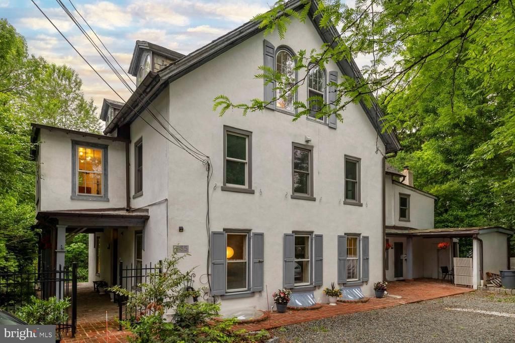 35 VIOLET LANE , LANSDOWNE, PA 19050