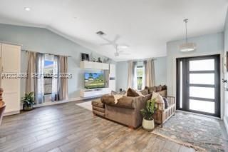 1020 SW 124th Way , Davie, FL 33325 Photo