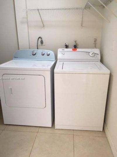9351 Fontainebleau Bl , Unit B214, Miami, FL 33172 Photo