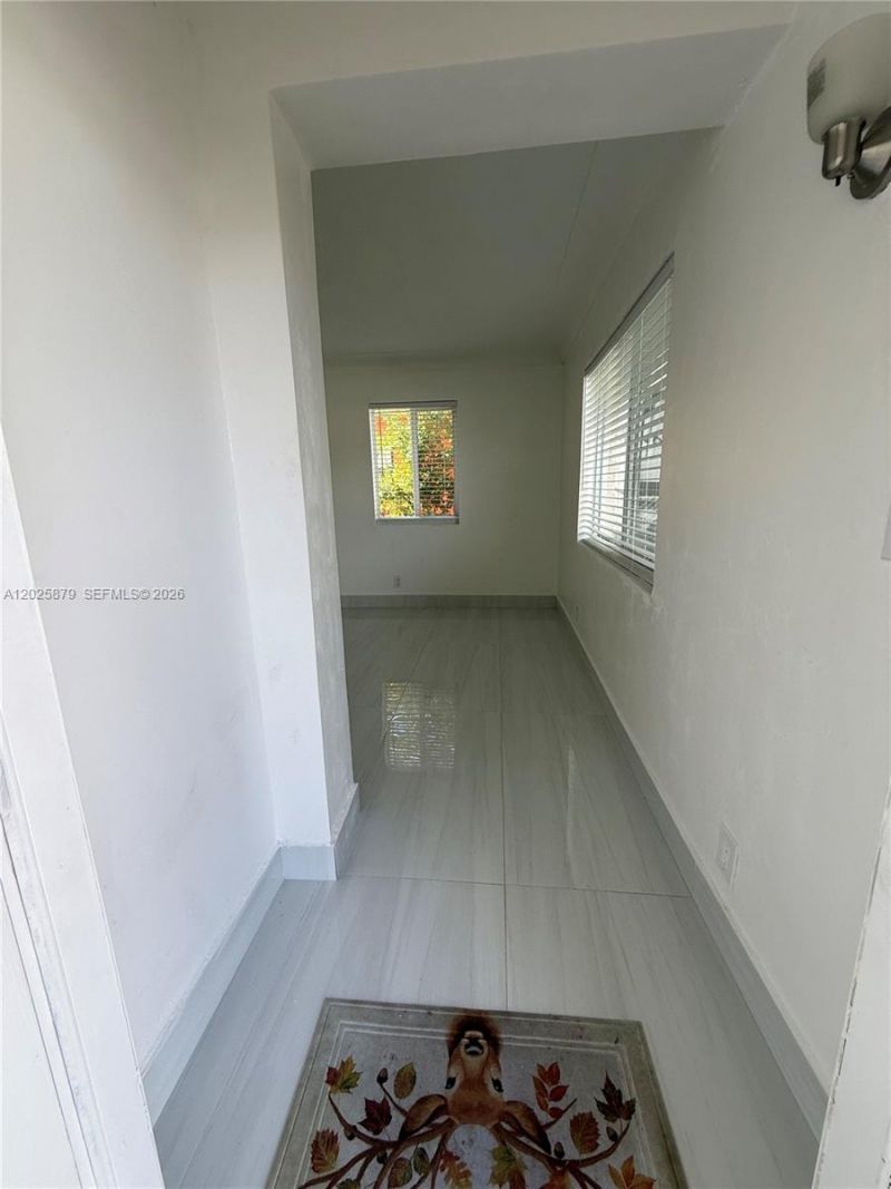 1816 NW 25th Ter, Unit 1, Fort Lauderdale, FL 33311 Photo