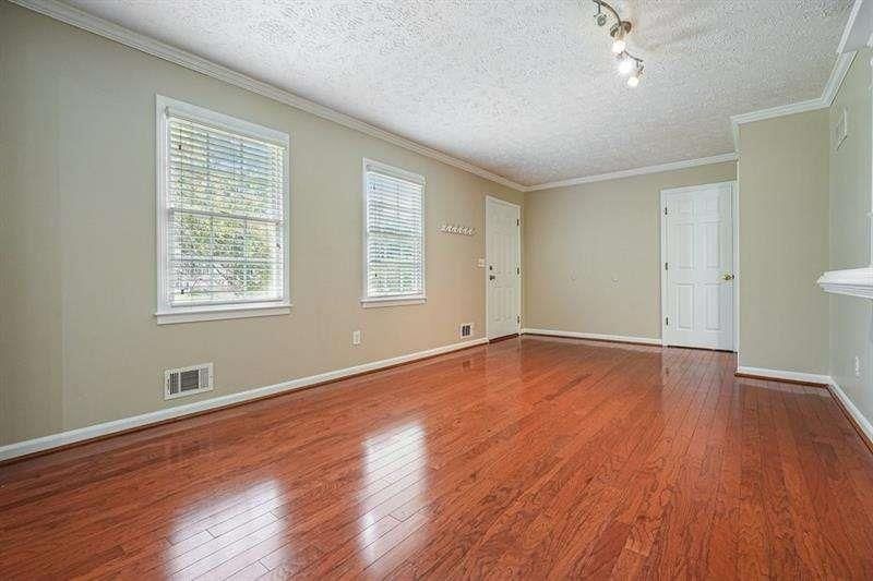 308 River Bluff Drive , Woodstock, GA 30188 Main Photo