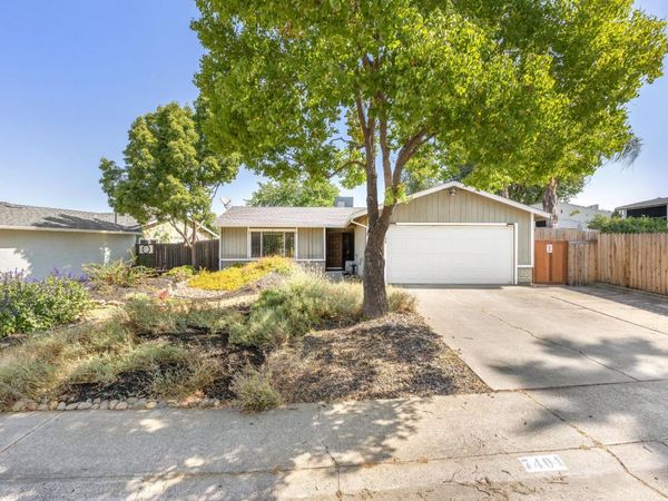 7404 Saxon, Sacramento, CA 95842