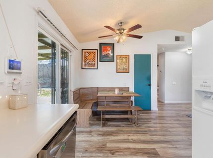 7404 Saxon, Sacramento, CA 95842 Photo