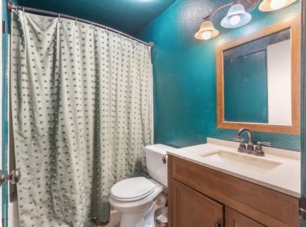 7404 Saxon, Sacramento, CA 95842 Photo
