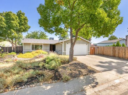7404 Saxon, Sacramento, CA 95842 Photo