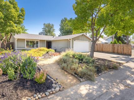 7404 Saxon, Sacramento, CA 95842 Photo