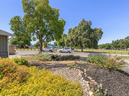 7404 Saxon, Sacramento, CA 95842 Photo