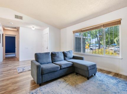 7404 Saxon, Sacramento, CA 95842 Photo