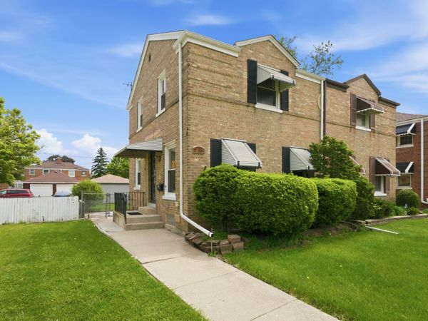 1619 N 19th Avenue, Melrose Park, IL 60160