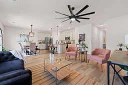 721 Mcroy Street photo 4