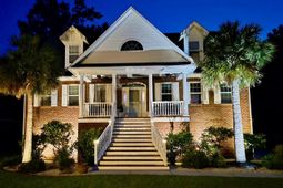 8730 Alexandria Drive photo 4