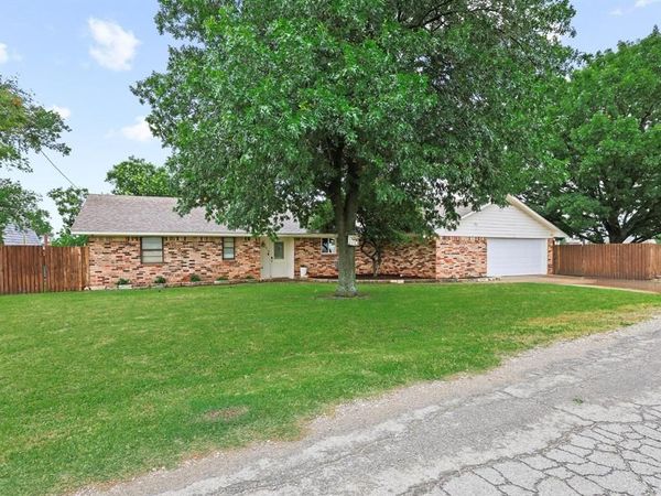 619 N 5th Street, Gunter, TX 75058