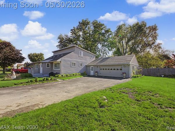 13867 Humphrey Street, Southgate, MI 48195