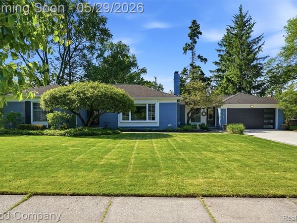 18187 Birwood Avenue , Beverly Hills Vlg, MI 48025