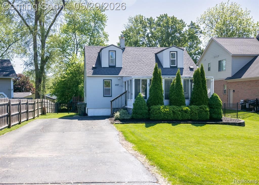 3757 Cone Avenue, Rochester Hills, MI 48309 Main Photo