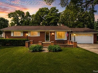 36900 Ferndale Street, Romulus, MI 48174