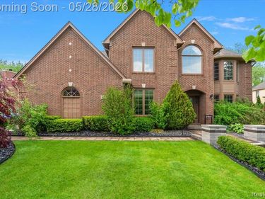 48056 River Way Court, CANTON, MI 48187