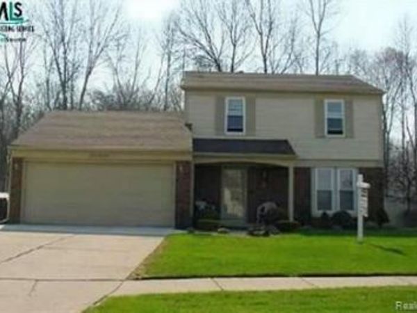 50309 Bellaire Drive , Chesterfield Twp, MI 48047