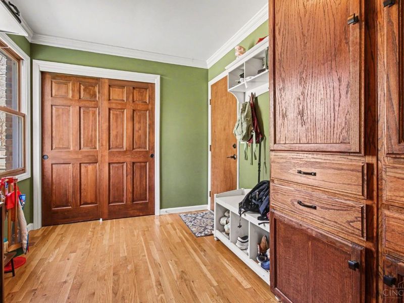6546 Mapleton Avenue, Delhi Twp, OH 45233 Photo 9